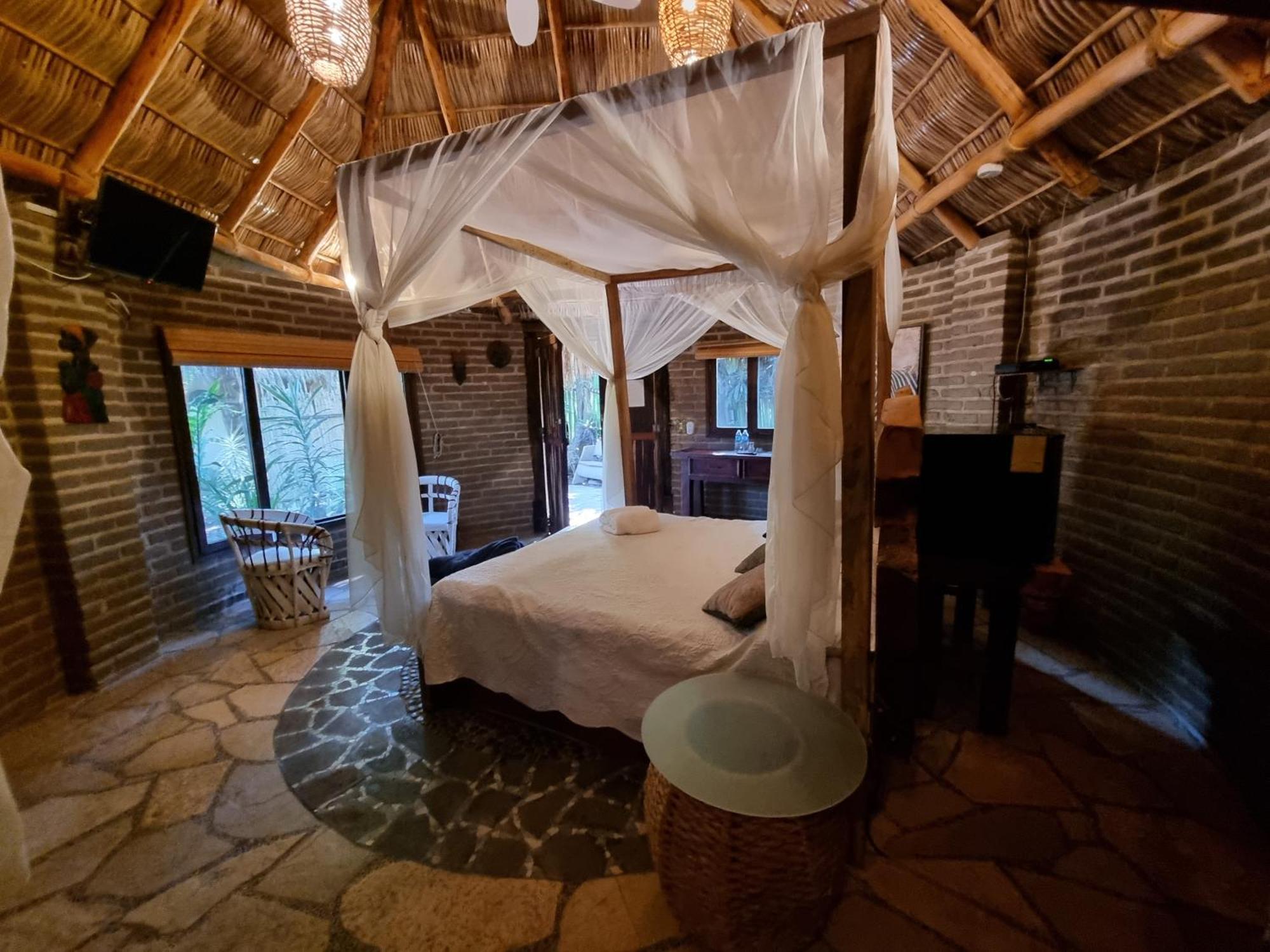 Eco Hotel Tahawi 아히힉 외부 사진